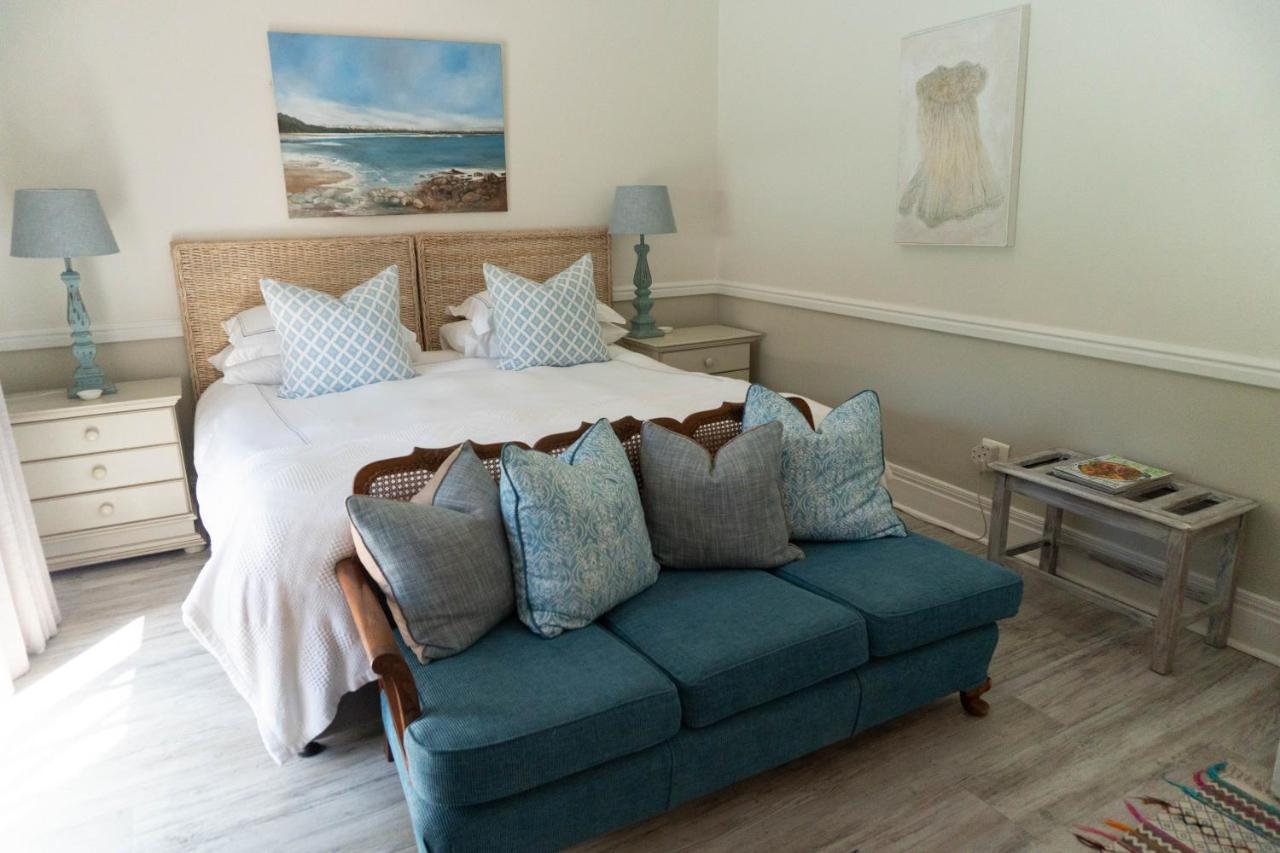 Admiralty Beach House Puerto Elizabeth Exterior foto